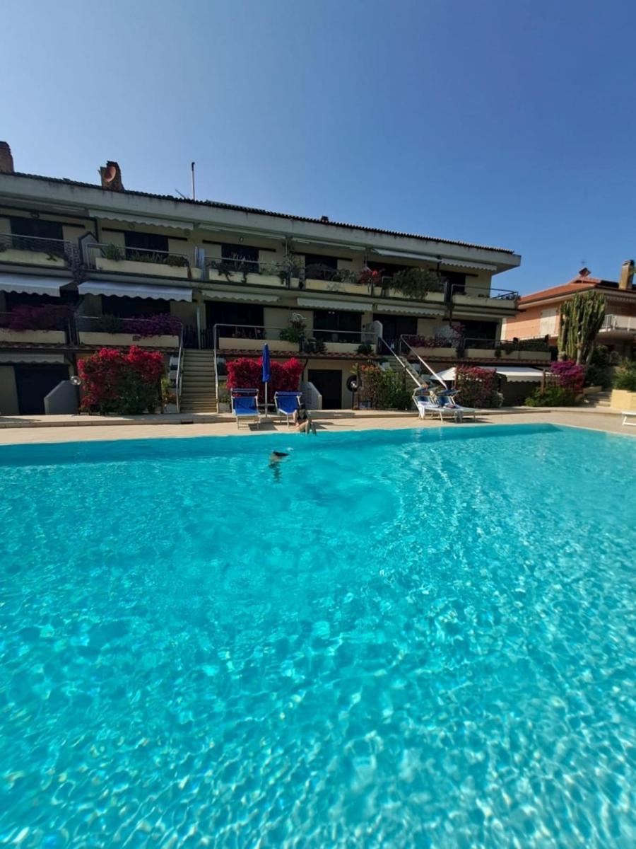 Appartamenti Residence Il Porto 13 E 16 Porto Azzurro Eksteriør billede